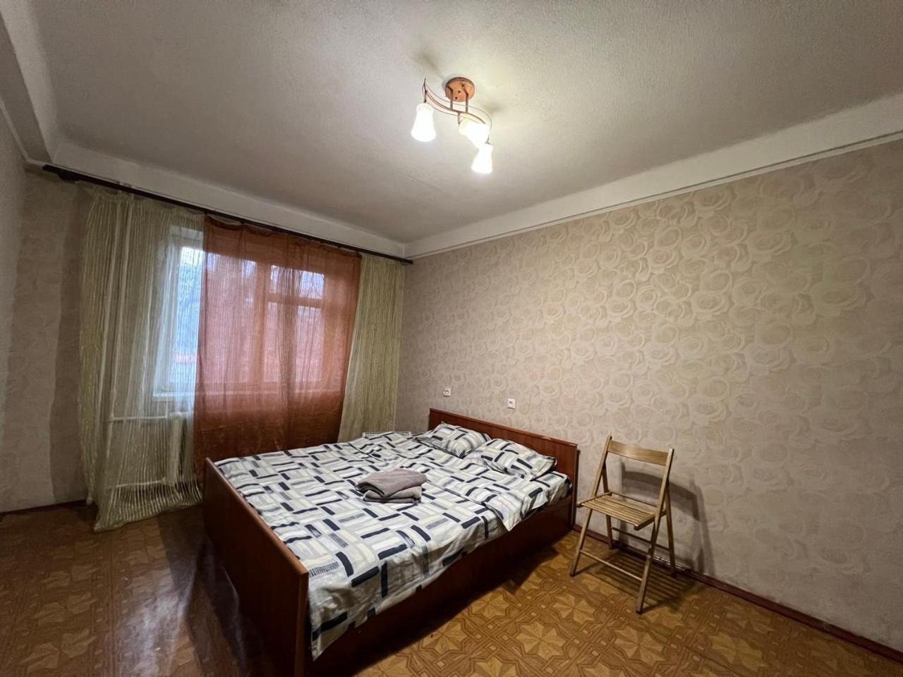 Квартира Эконом-Класса Возле Метро Левобережная Kiev Eksteriør bilde
