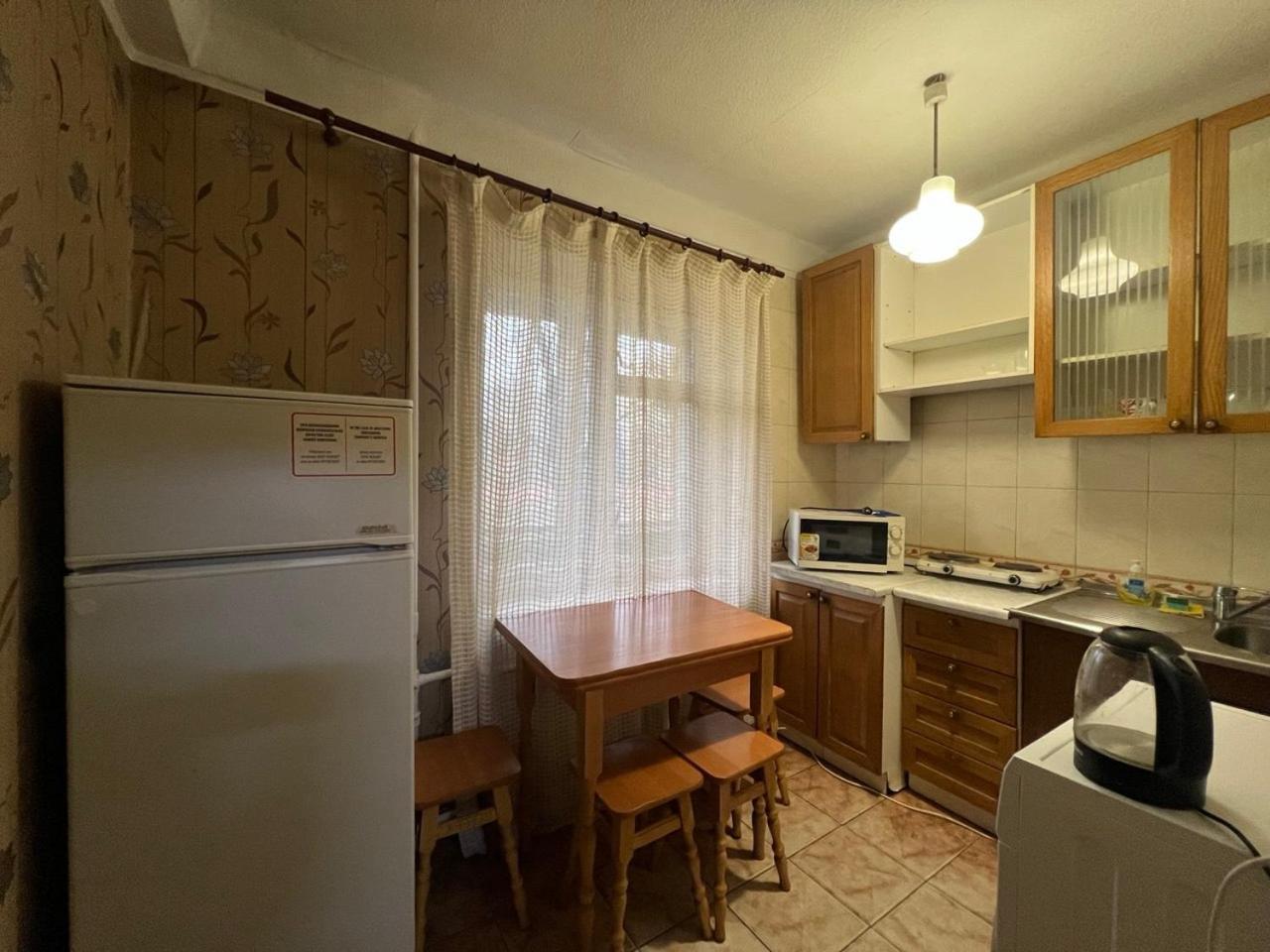 Квартира Эконом-Класса Возле Метро Левобережная Kiev Eksteriør bilde